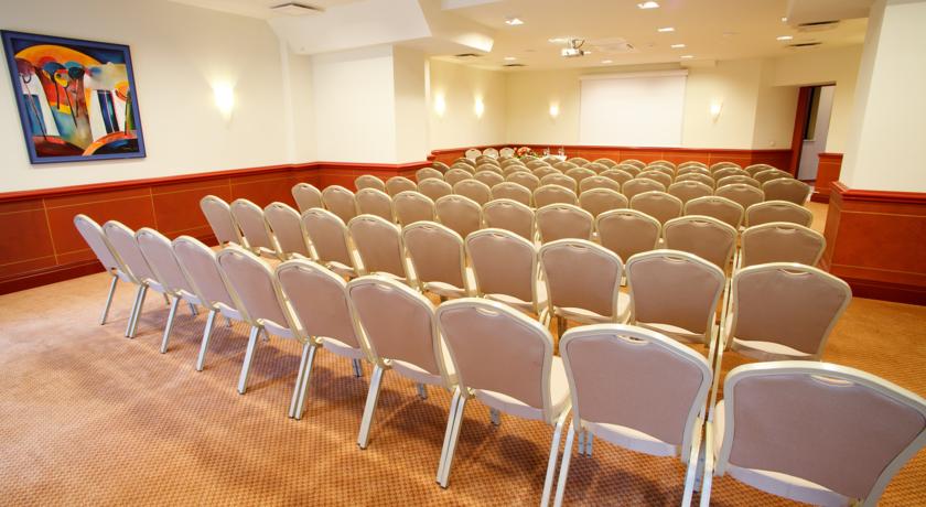 Monika Centrum Hotel