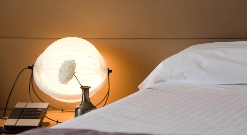 Alexandra Barcelona Hotel, Curio Collection by Hilton