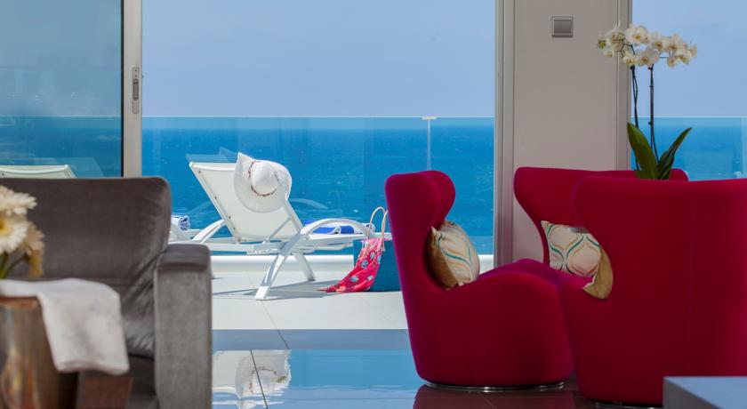 King Evelthon Beach Hotel & Resort