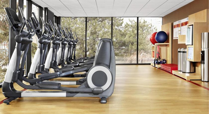 Le Centre Sheraton Montreal Hotel