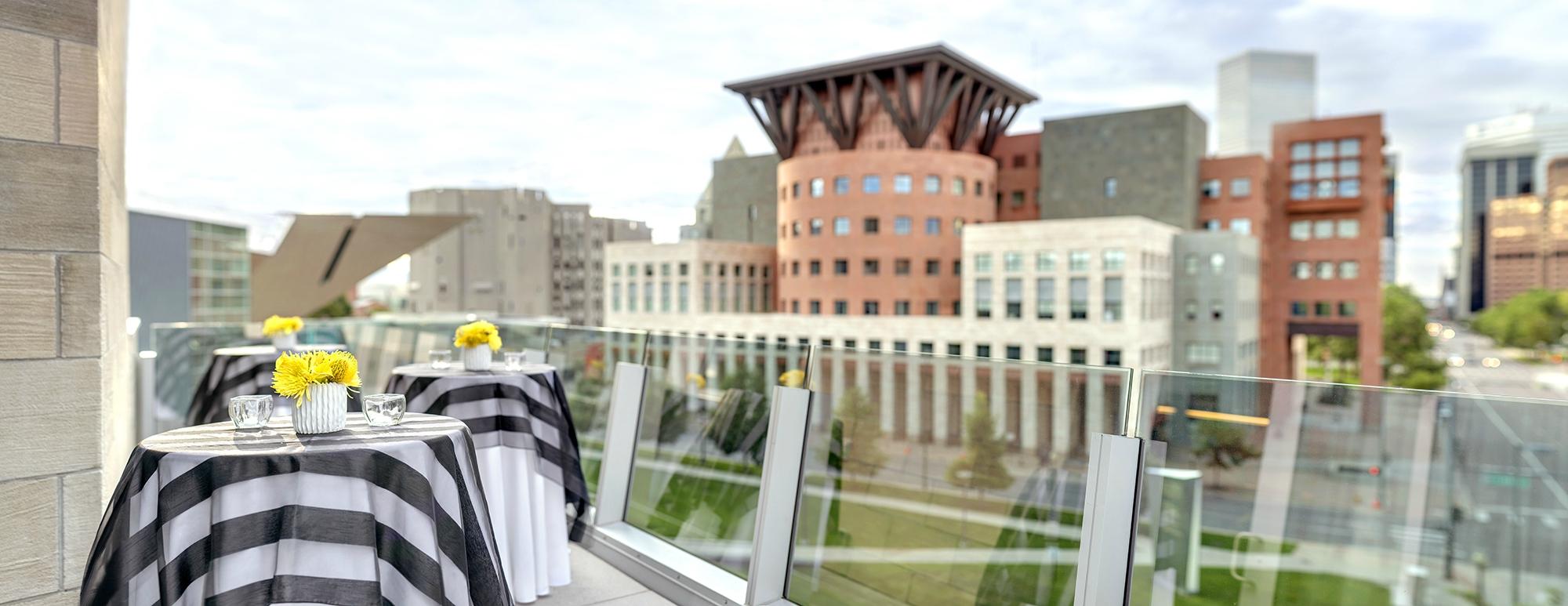 The Art Hotel Denver, Curio Collection by Hilton