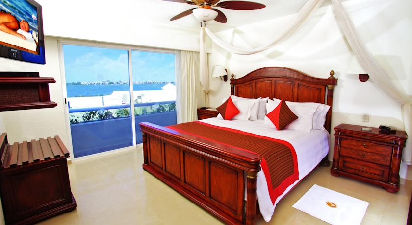 Sunscape Cancun Resort & Spa