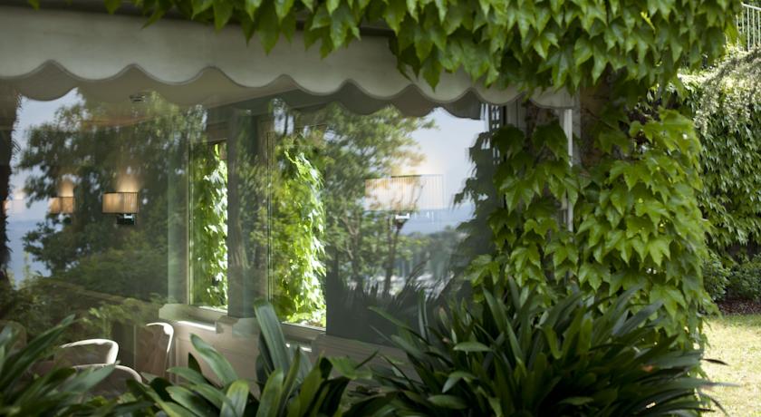 Hotel Riviera & Maximilian's