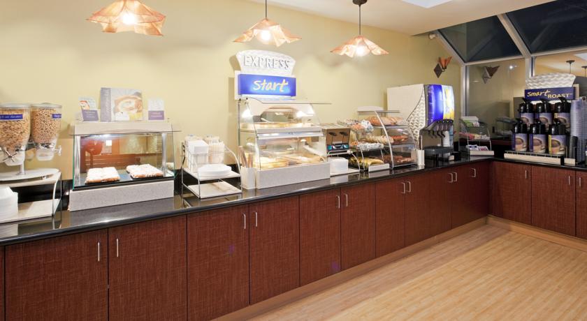 Holiday Inn Express & Suites Berkeley, an IHG hotel