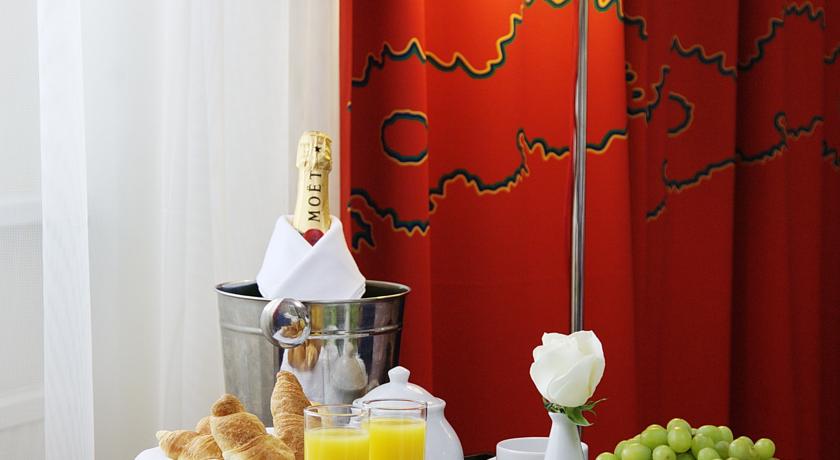 Cosmos Saint-Petersburg Pulkovskaya Hotel, a member of Radisson Individuals