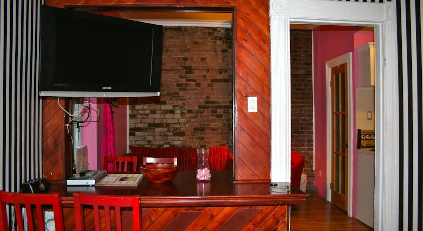 University Bed & Breakfast Apartments