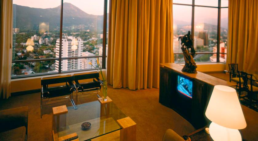 Mandarin Oriental, Santiago