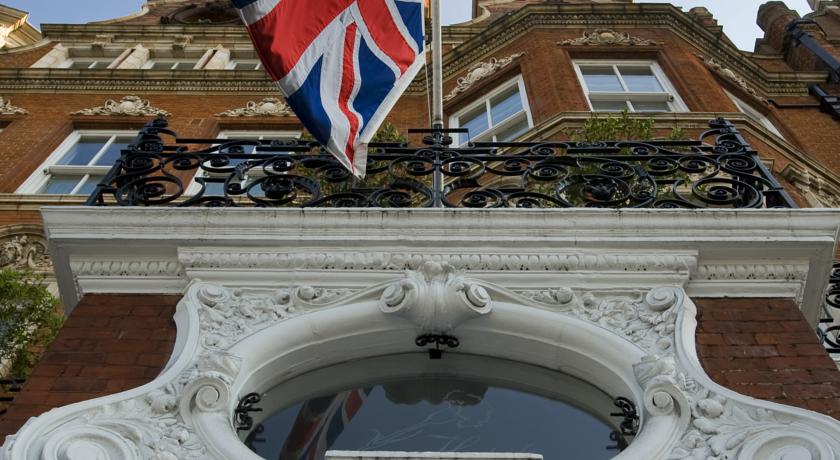 The Milestone Hotel and Residences