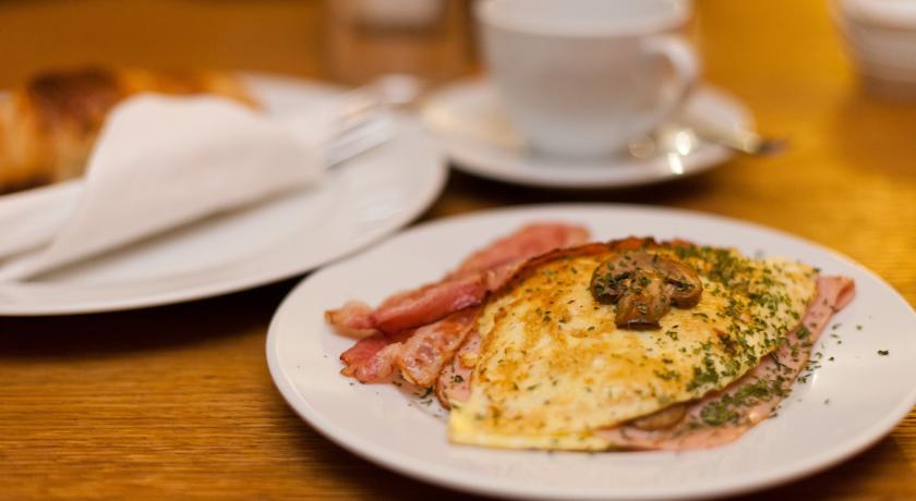 Miss Sophie's New Town